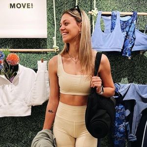 Meet your Posher, Megan